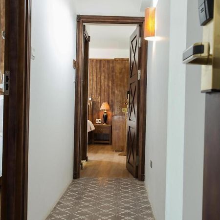 Noble & Swan Boutique Hotel Hanoi Exterior photo