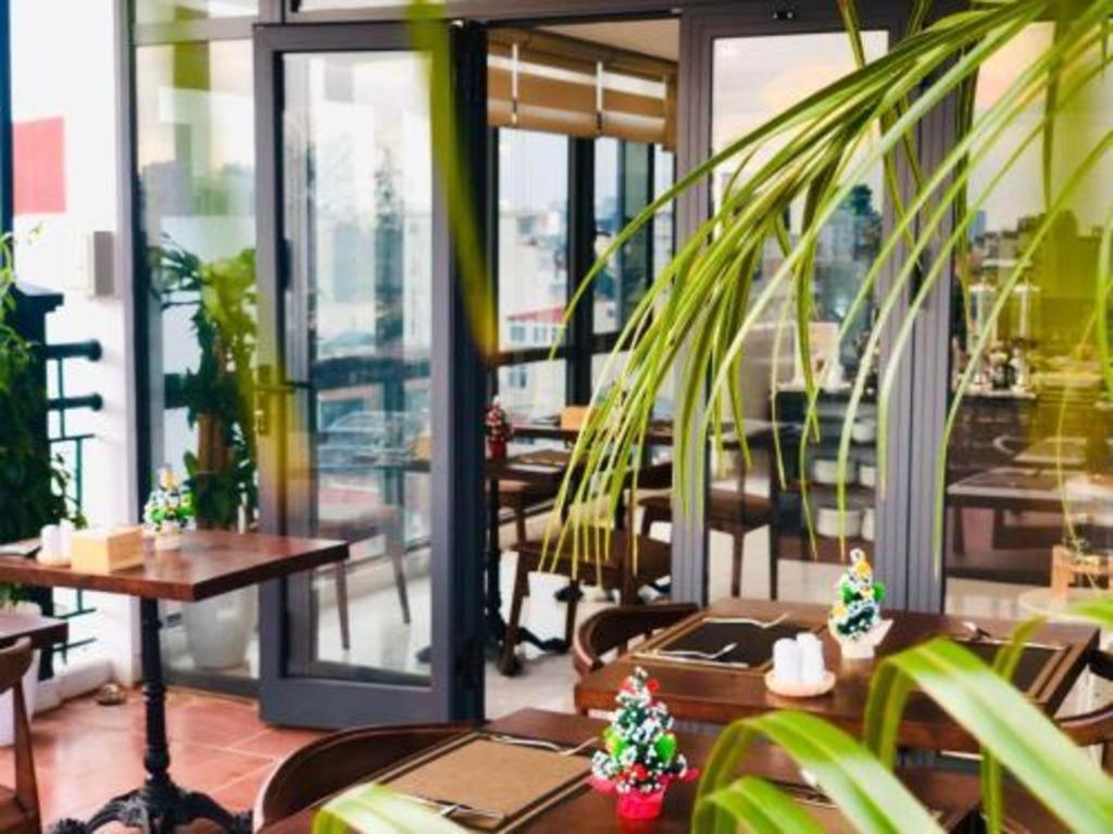 Noble & Swan Boutique Hotel Hanoi Exterior photo
